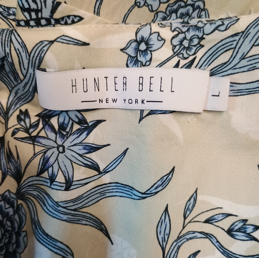 Hunter Bell Gardenia Jenkins Floral Blue and White Dress Puff sleeves - Picture 12 of 16